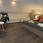 Apartamento 4 I 45 W Willi Józefina