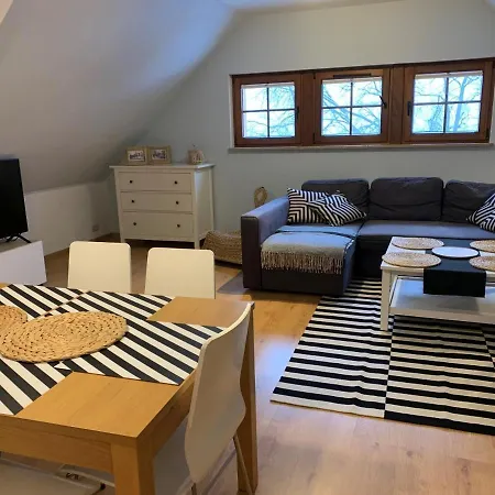 4 I 45 W Willi Jozefina Apartmán