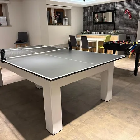 4 I 45 W Willi Józefina Apartamento *