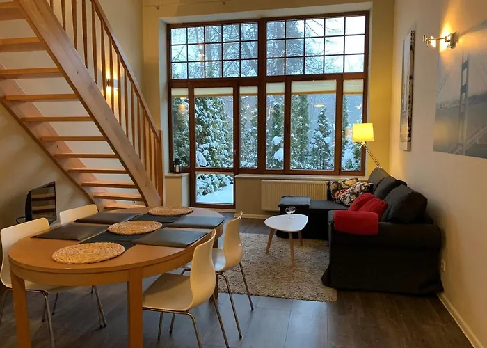 4 I 45 W Willi Józefina Apartamento *