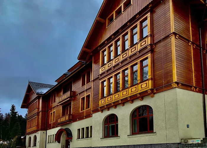 4 I 45 W Willi Józefina Apartamento *